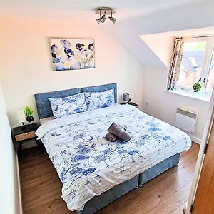 Luxury Spacious Apartment- Sleeps 4 Loughborough
